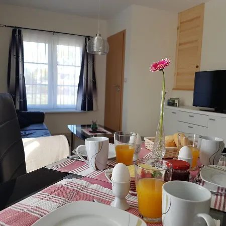 Ferienhaus Inselauszeit Holiday home Altenkirchen (Mecklenburg-Vorpommern)